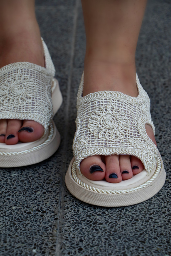 صندل ترند رنگ شیری