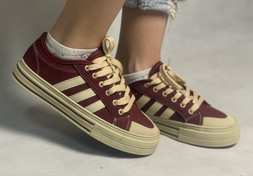 کتونی کف تخت آدیداس